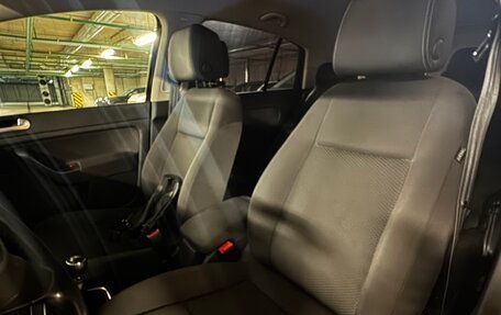 Volkswagen Golf Plus II, 2012 год, 980 000 рублей, 23 фотография