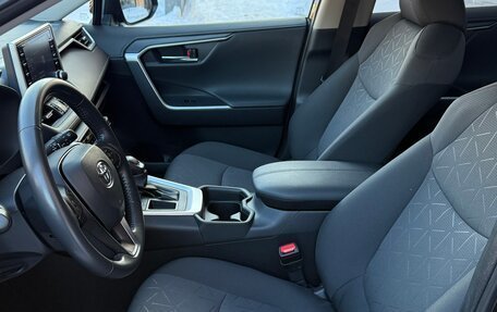 Toyota RAV4, 2022 год, 2 950 000 рублей, 8 фотография