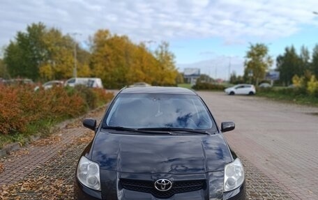Toyota Auris II, 2009 год, 675 000 рублей, 2 фотография