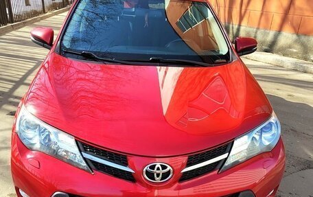 Toyota RAV4, 2015 год, 2 133 000 рублей, 4 фотография