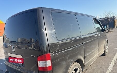 Volkswagen Multivan T5, 2005 год, 1 100 000 рублей, 3 фотография