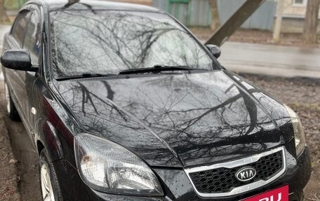 KIA Rio II, 2010 год, 666 000 рублей, 2 фотография