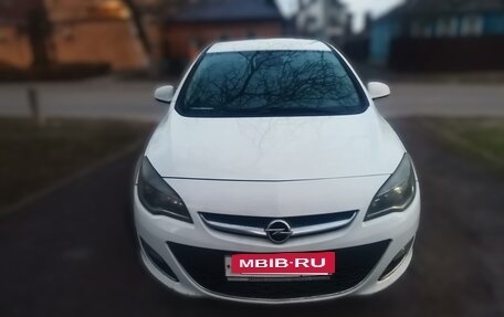 Opel Astra J, 2013 год, 600 000 рублей, 2 фотография