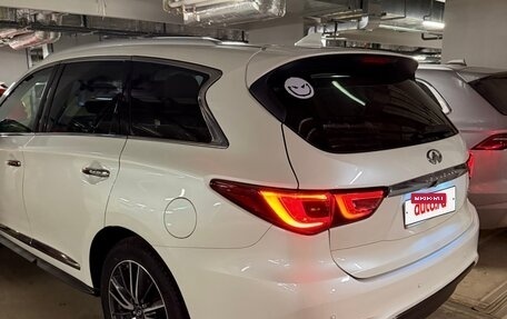 Infiniti QX60 I рестайлинг, 2018 год, 2 900 000 рублей, 17 фотография