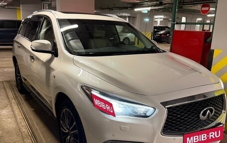 Infiniti QX60 I рестайлинг, 2018 год, 2 900 000 рублей, 16 фотография