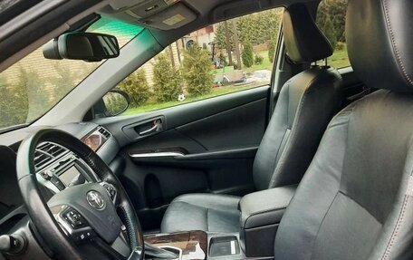 Toyota Camry, 2017 год, 2 299 000 рублей, 6 фотография