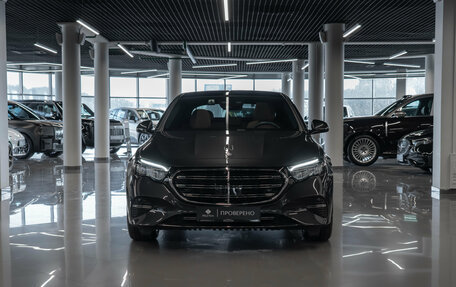 Mercedes-Benz E-Класс, 2024 год, 7 280 000 рублей, 3 фотография