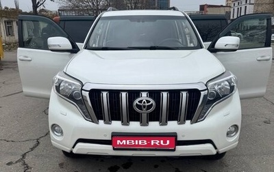 Toyota Land Cruiser Prado 150 рестайлинг 2, 2015 год, 3 300 000 рублей, 1 фотография