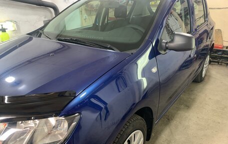 Renault Sandero II рестайлинг, 2014 год, 650 000 рублей, 4 фотография