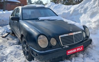 Mercedes-Benz E-Класс, 1996 год, 350 000 рублей, 1 фотография