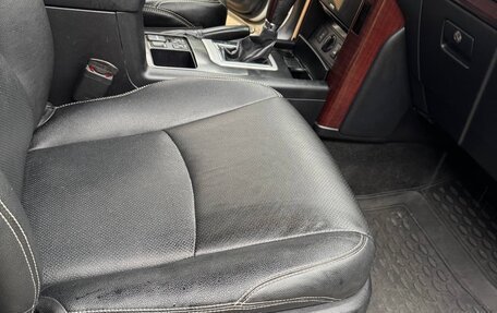 Toyota Land Cruiser Prado 150 рестайлинг 2, 2015 год, 3 300 000 рублей, 21 фотография