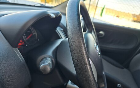 Nissan Note II рестайлинг, 2011 год, 530 000 рублей, 15 фотография