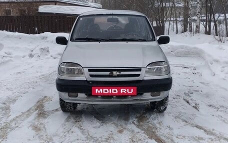 Chevrolet Niva I рестайлинг, 2004 год, 320 000 рублей, 2 фотография