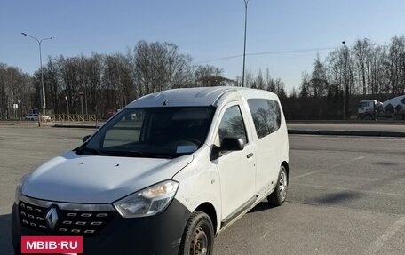 Renault Dokker, 2018 год, 920 000 рублей, 2 фотография