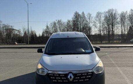 Renault Dokker, 2018 год, 920 000 рублей, 3 фотография