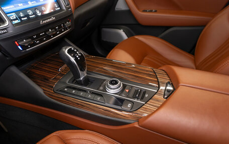 Maserati Levante I, 2017 год, 3 990 000 рублей, 15 фотография