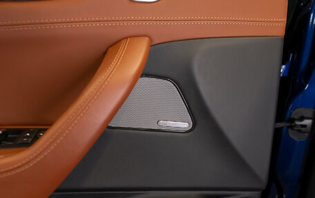 Maserati Levante I, 2017 год, 3 990 000 рублей, 24 фотография