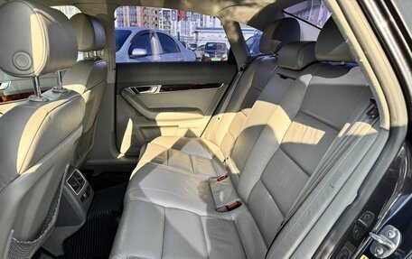 Audi A6, 2004 год, 1 049 000 рублей, 12 фотография