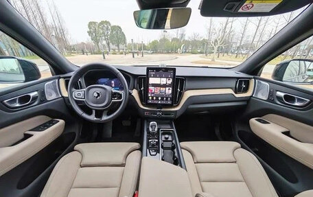 Volvo XC60 II, 2026 год, 5 600 000 рублей, 8 фотография