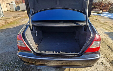 Mercedes-Benz E-Класс, 2003 год, 750 000 рублей, 3 фотография