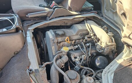 Toyota HiAce H100, 1997 год, 675 000 рублей, 20 фотография