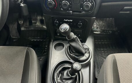 Chevrolet Niva I рестайлинг, 2019 год, 857 500 рублей, 11 фотография