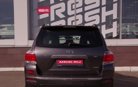 Toyota Highlander III, 2012 год, 1 599 000 рублей, 7 фотография