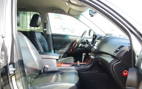 Toyota Highlander III, 2012 год, 1 599 000 рублей, 12 фотография