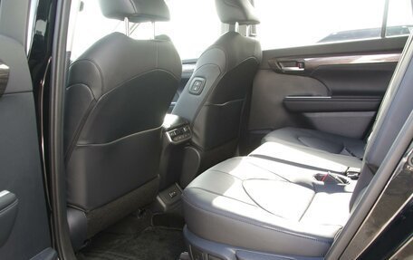 Toyota Highlander, 2026 год, 5 950 000 рублей, 10 фотография