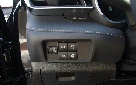 Toyota Highlander, 2026 год, 5 950 000 рублей, 15 фотография