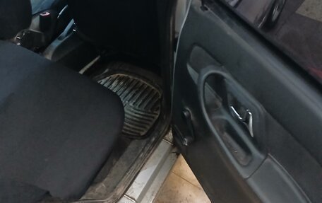 Volkswagen Polo III рестайлинг, 2001 год, 270 000 рублей, 9 фотография