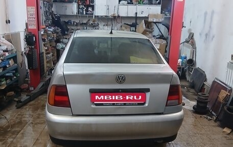 Volkswagen Polo III рестайлинг, 2001 год, 270 000 рублей, 11 фотография