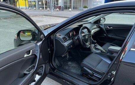 Honda Accord VIII рестайлинг, 2008 год, 1 750 000 рублей, 11 фотография