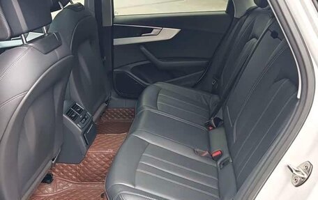 Audi A4, 2021 год, 3 080 000 рублей, 7 фотография