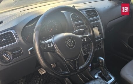 Volkswagen Polo VI (EU Market), 2016 год, 1 250 000 рублей, 11 фотография