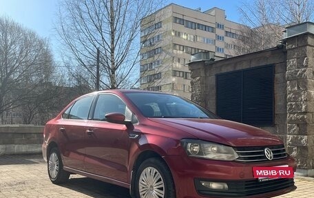 Volkswagen Polo VI (EU Market), 2016 год, 987 000 рублей, 2 фотография