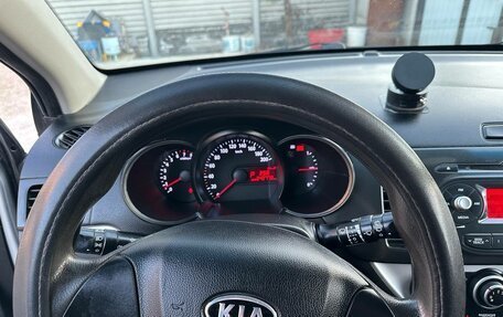 KIA Picanto II, 2011 год, 849 999 рублей, 13 фотография