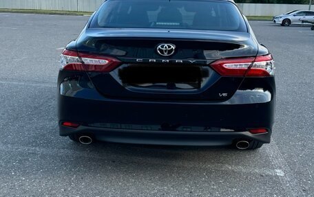 Toyota Camry, 2020 год, 4 100 000 рублей, 3 фотография