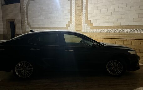 Toyota Camry, 2020 год, 4 100 000 рублей, 10 фотография