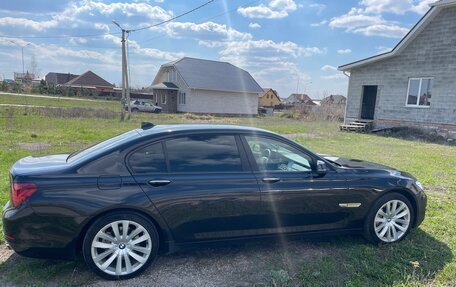 BMW 7 серия, 2013 год, 1 600 000 рублей, 4 фотография