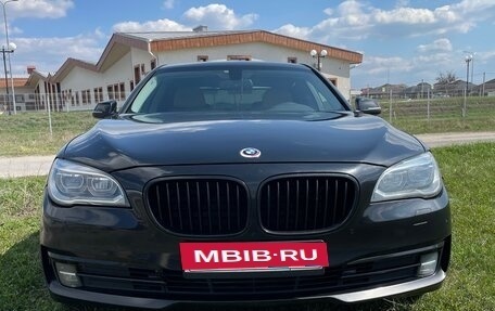 BMW 7 серия, 2013 год, 1 600 000 рублей, 14 фотография