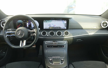 Mercedes-Benz E-Класс, 2021 год, 4 690 000 рублей, 9 фотография