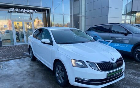 Skoda Octavia, 2017 год, 1 390 000 рублей, 3 фотография