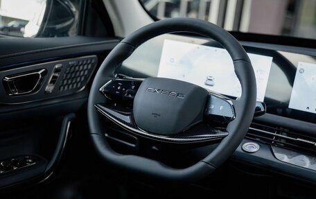 CheryExeed LX, 2024 год, 3 590 000 рублей, 21 фотография