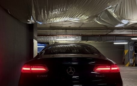 Mercedes-Benz E-Класс, 2019 год, 4 600 000 рублей, 8 фотография