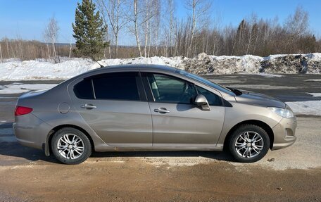 Peugeot 408 I рестайлинг, 2012 год, 600 000 рублей, 2 фотография