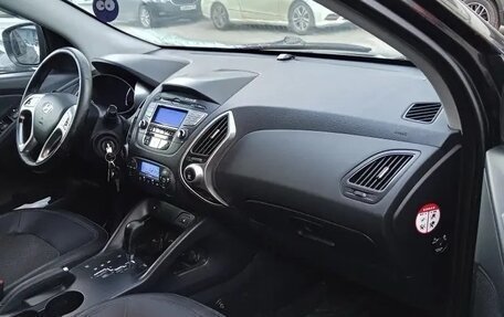 Hyundai ix35 I рестайлинг, 2010 год, 1 050 000 рублей, 7 фотография