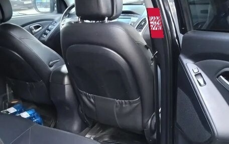 Hyundai ix35 I рестайлинг, 2010 год, 1 050 000 рублей, 10 фотография