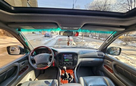 Toyota Land Cruiser 100 рестайлинг 2, 1999 год, 1 390 000 рублей, 14 фотография