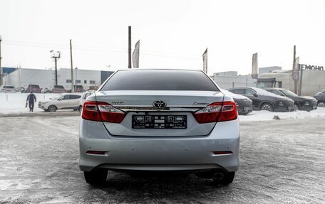 Toyota Camry, 2014 год, 1 700 000 рублей, 7 фотография